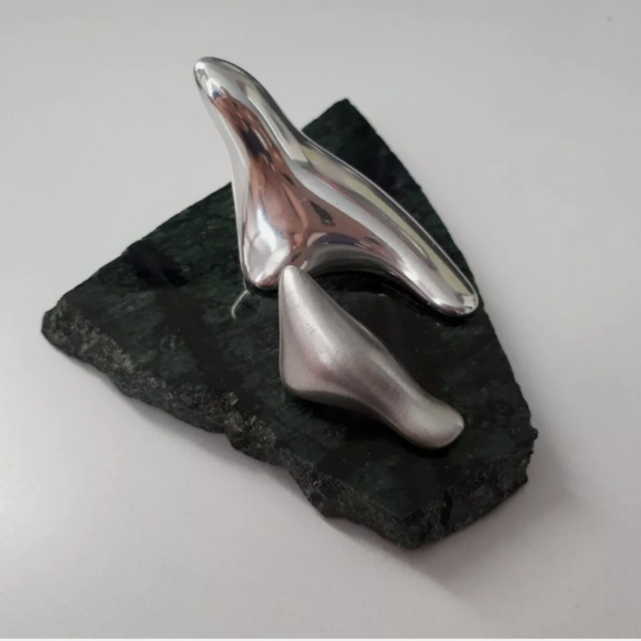 Vintage Hoselton Sculpture Mother Seal with Baby Seal - Picture 2 of 8